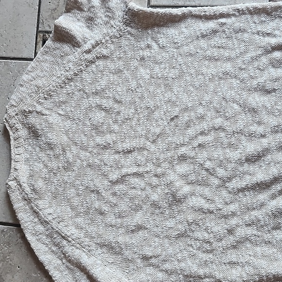 J. McLaughlinBeige Knit Crewneck Sweater Medium - Picture 15 of 16